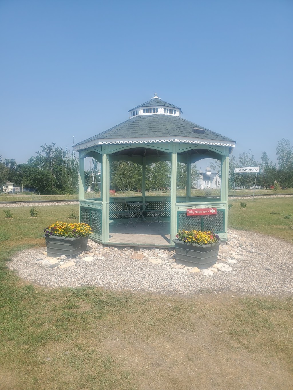 Eiffel Tower Replica | 136 Central Avenue, 3M0, Montmartre, SK S0G 3M0, Canada | Phone: (306) 424-2040