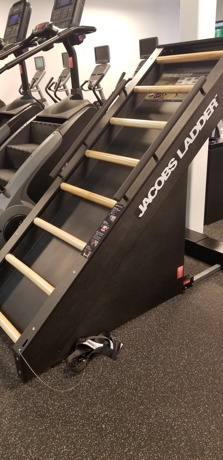 GoodLife Fitness Stouffville Main and Mostar Gym | 5775 Main St, Whitchurch-Stouffville, ON L4A 4R2, Canada | Phone: (905) 642-0814