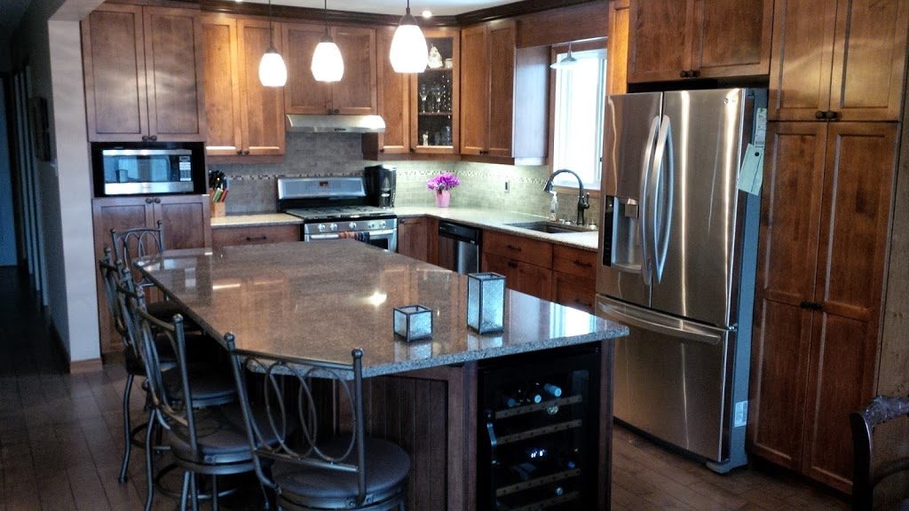 Mikes Selective Cabinets | 39 Woodstock St S, Tavistock, ON N0B 2R0, Canada | Phone: (519) 655-2874