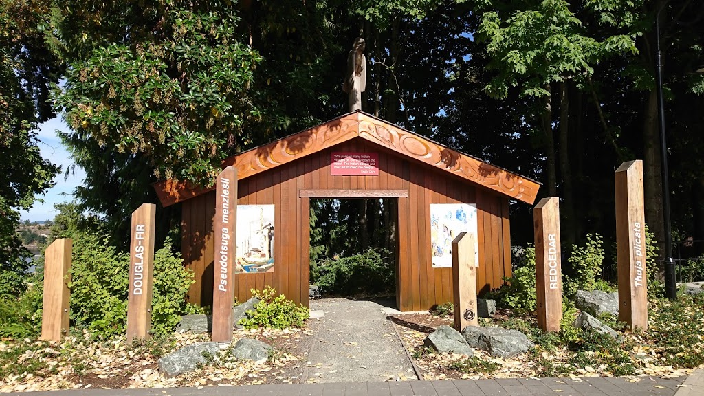 Chemainus Visitor Centre | 102-9799 Waterwheel Crescent, Chemainus, BC V0R 1K0, Canada | Phone: (250) 246-3944