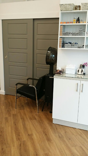 LES PERLES DE LA COIFFURE | 389 Rue Racine, Granby, QC J2G 3B7, Canada | Phone: (579) 365-3122