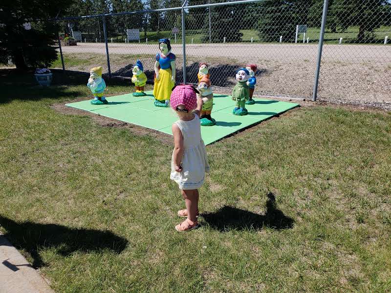 Gobbles Putt For Par | 104 Carl Erickson Ave, Shell Lake, SK S0J 2G0, Canada | Phone: (306) 270-7310