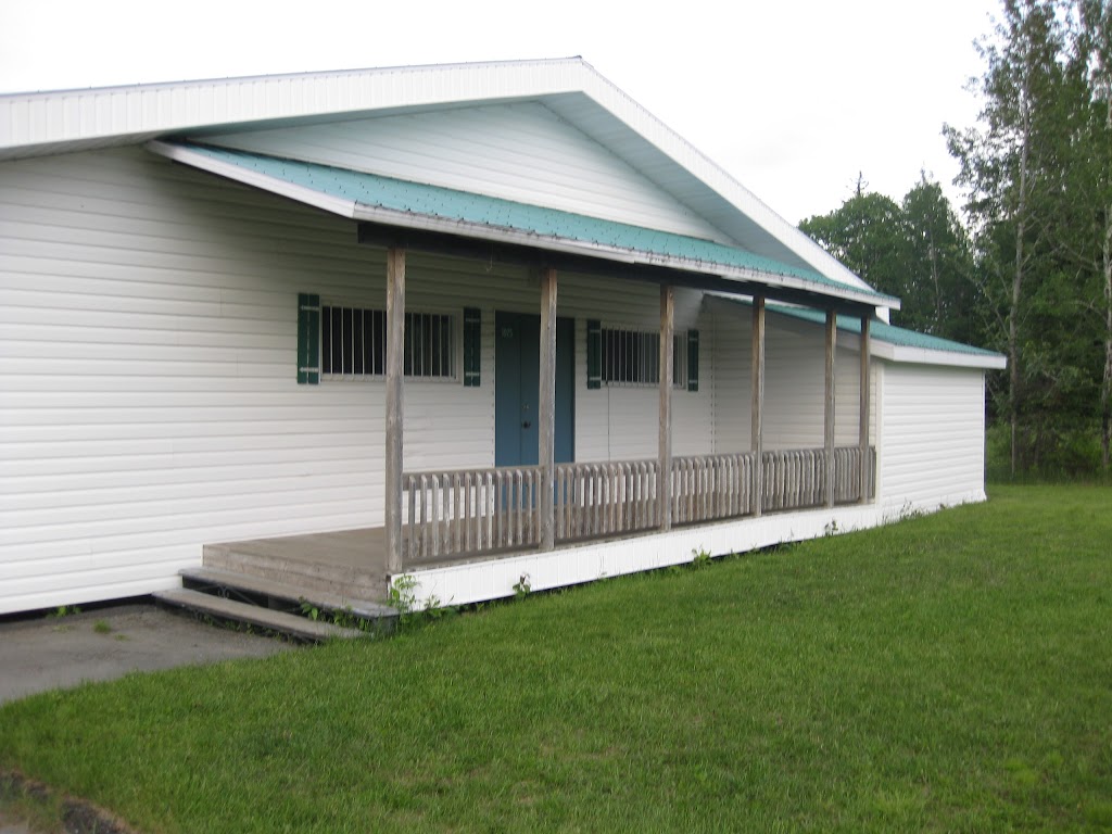Chalet Des Loisirs-Ste-Anne | 1025 Rte du Lac-du-Huit, Adstock, QC G0N 1S0, Canada | Phone: (418) 335-7506