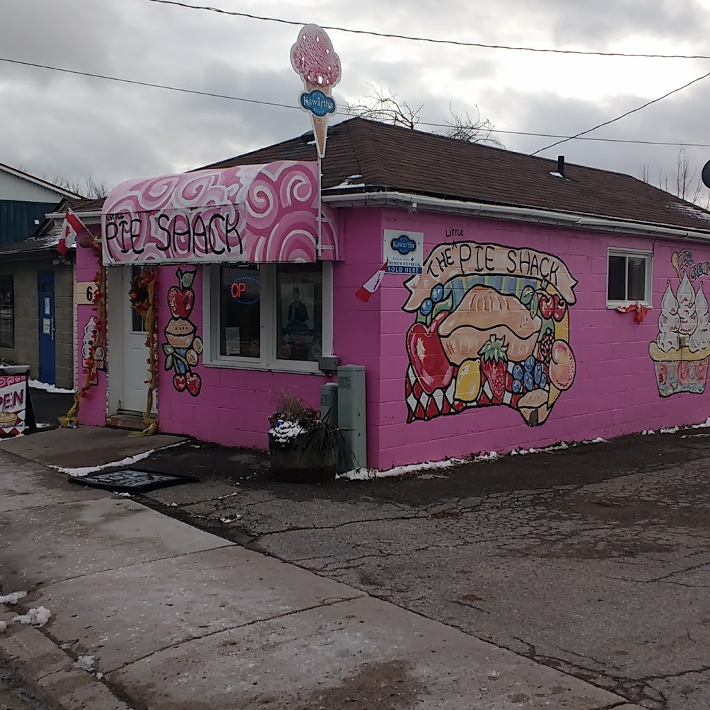 The Red Apple | 14 Colborne St, Fenelon Falls, ON K0M 1N0, Canada | Phone: (705) 887-4243