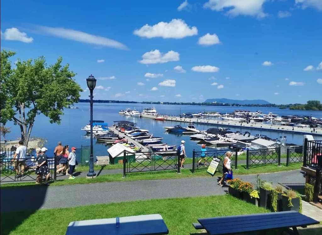 MAZONE CONFORT | 1729 Av. Bourgogne, Chambly, QC J3L 1Y8, Canada | Phone: (514) 838-1056