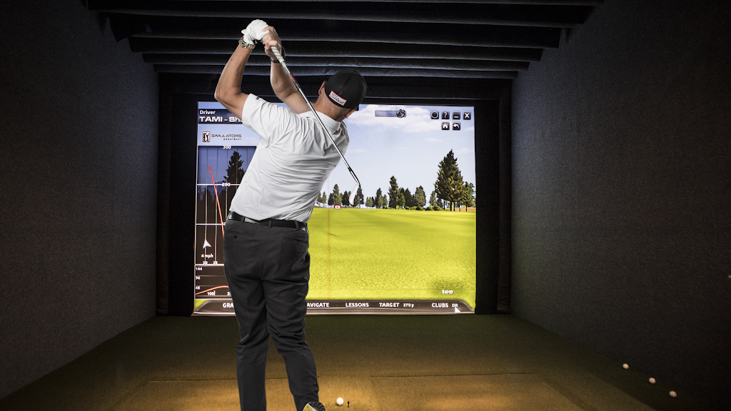 Oakville Indoor Golf Centre | 461 North Service Rd W B20-B21, Oakville, ON L6M 2V5, Canada | Phone: (905) 469-3535