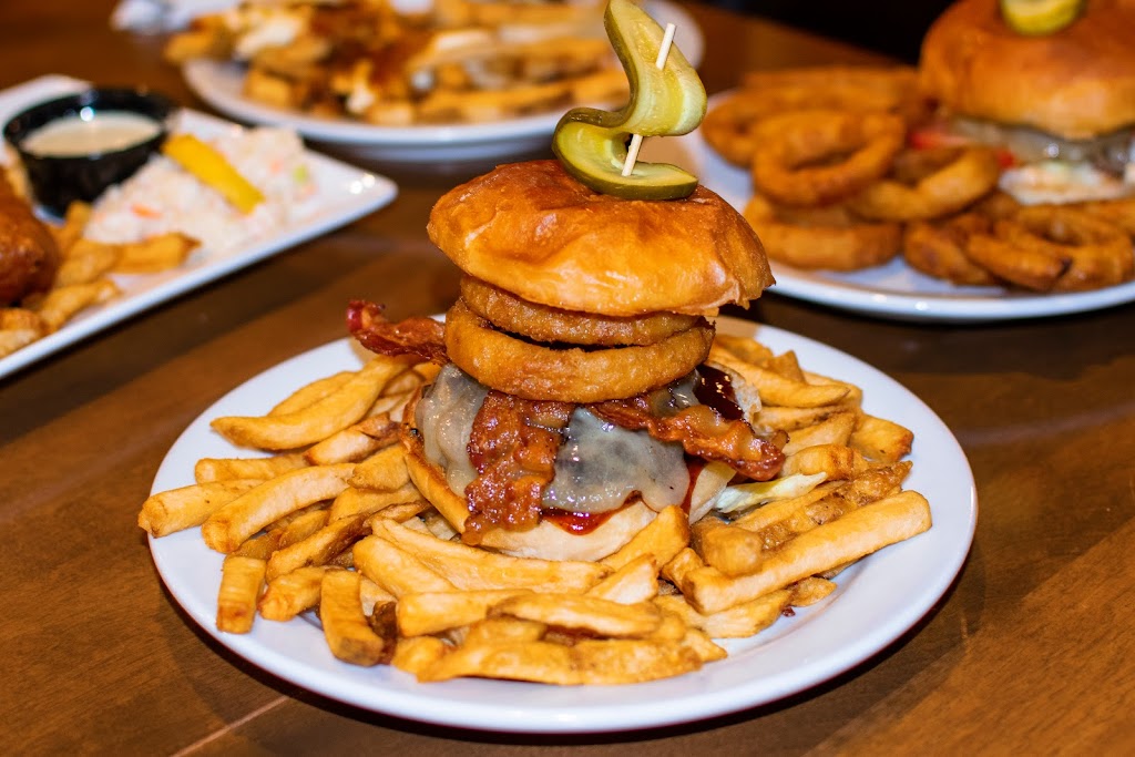 Red Brick Pub & Eatery | 43 Railway Crescent, Hampton, NB E5N 5L2, Canada | Phone: (506) 832-2769