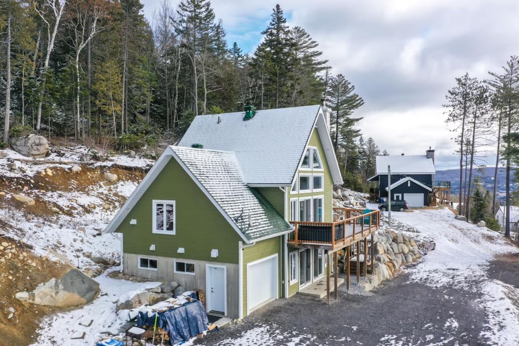 Chalet Le Mirador | 100 Rue du Golf, Saint-Côme, QC J0K 2B0, Canada | Phone: (438) 826-2257