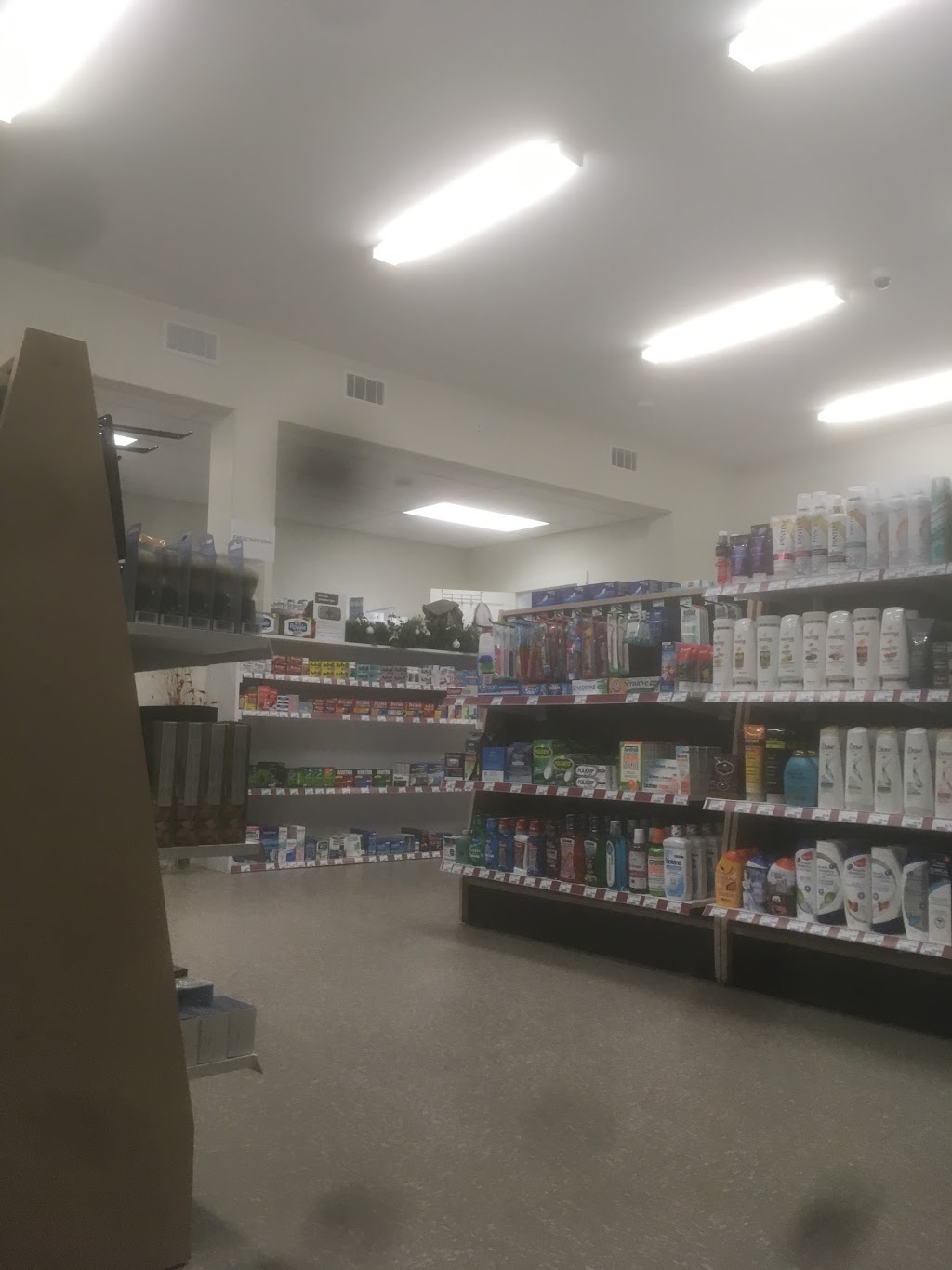 TINY OAK PHARMACY | 245 Pleasant St, Dartmouth, NS B2Y 3R9, Canada | Phone: (902) 465-1210