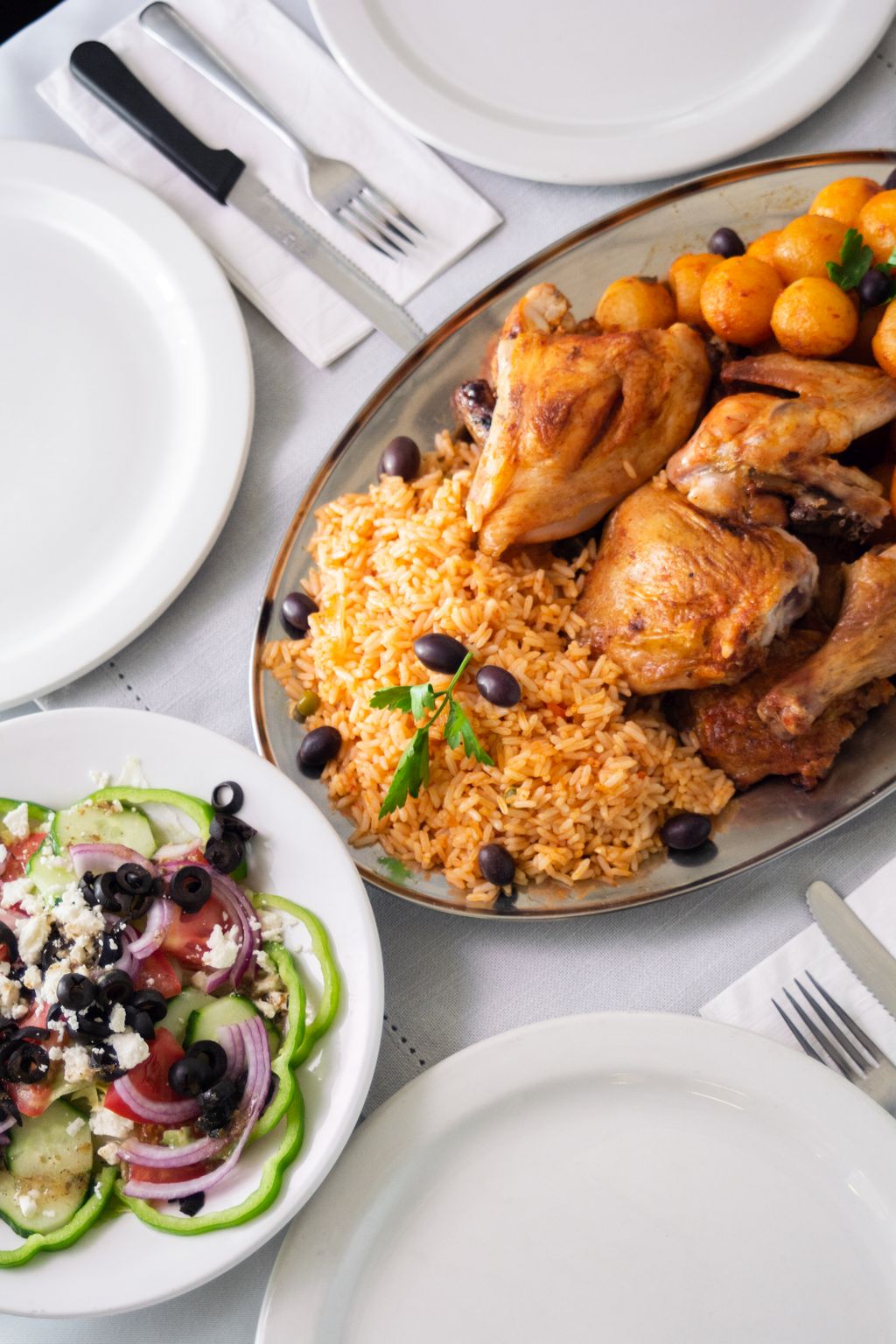 G&L European Cuisine | 134 Speers Rd, Oakville, ON L6K 2E7, Canada | Phone: (905) 844-4711
