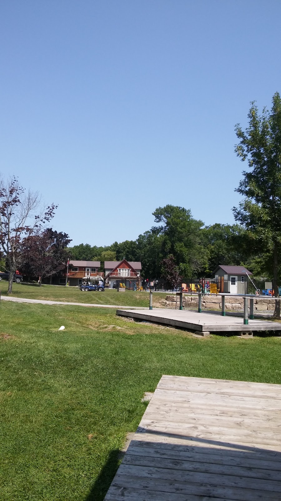 Birdsall Beach Resort | 1170 Birdsall Line, Hastings, ON K0L 1Y0, Canada | Phone: (705) 696-2116