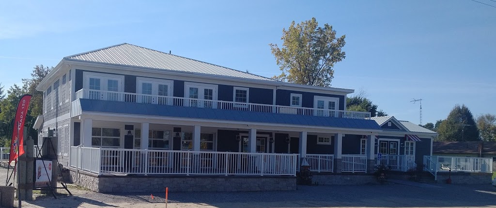 Ipperwash Beach Club | 6543 W Parkway Dr, Lambton Shores, ON N0N 1J2, Canada | Phone: (519) 243-5040