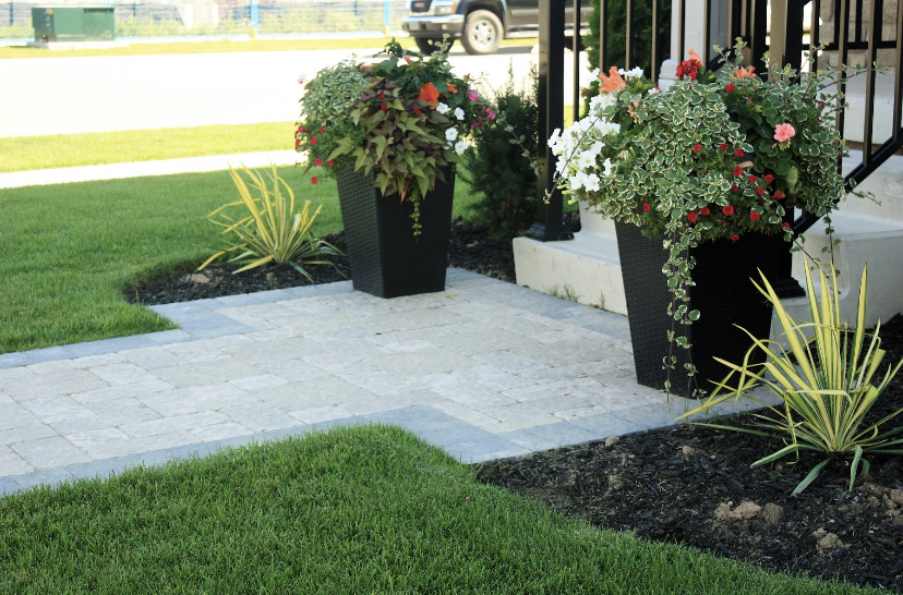 Royal Spruce Landscaping and Snow Plowing | 1354 Waverly Ave, Oakville, ON L6L 2S3, Canada | Phone: (365) 292-3365
