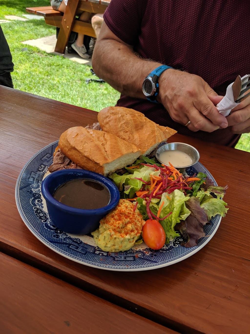 The Crow & Gate Pub, Nanaimo | 2313 Yellow Point Rd, Nanaimo, BC V9X 1W9, Canada | Phone: (250) 722-3731