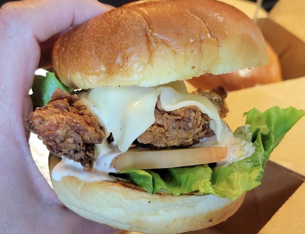 The Burger Bros (Lakeshore) | 2240 Lake Shore Blvd W Unit 104, Etobicoke, ON M8V 0B1, Canada | Phone: (647) 348-5775