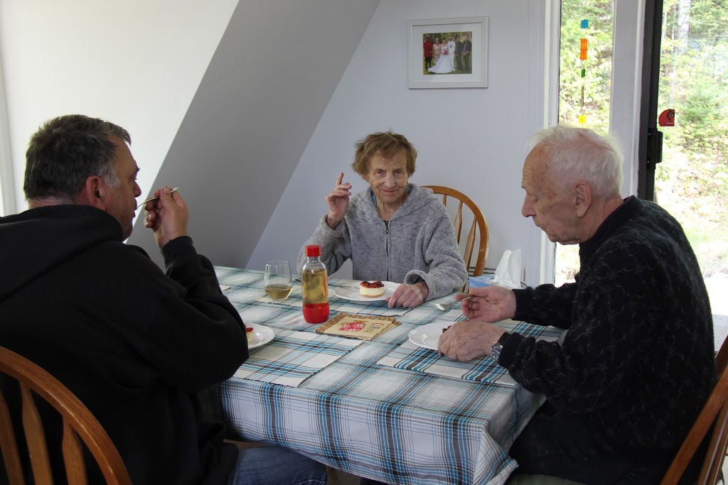Northern Lights Home Care | 5025 Rue Rolland, Sainte-Adèle, QC J8B 1E2, Canada | Phone: (450) 712-9633