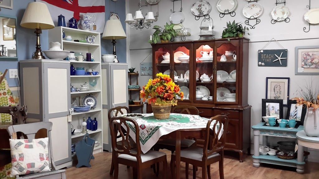The Pickers Emporium | 4228 Petrolia Line, Petrolia, ON N0N 1R0, Canada | Phone: (519) 882-1310