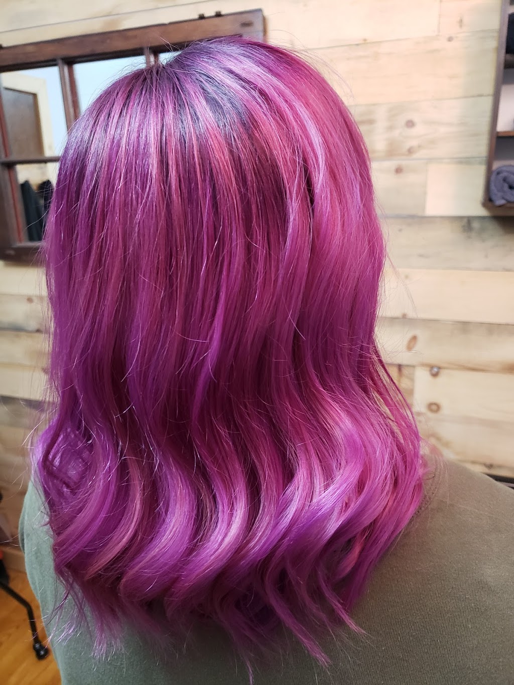Ahead Above Salon | 37 Agnes St, Barrie, ON L4M 2S3, Canada | Phone: (705) 809-1242