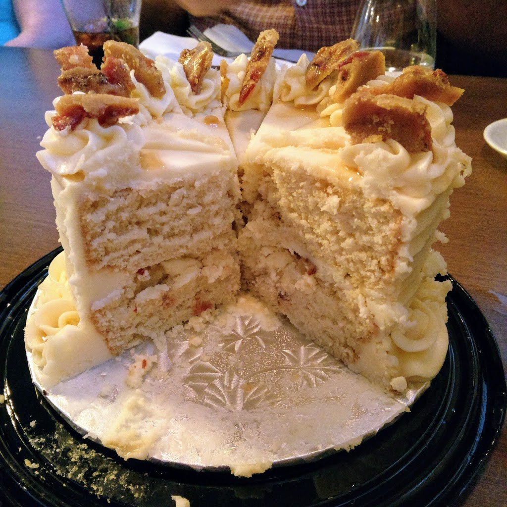 Refined Sugar Custom Cakes & Sweet | 244 Woolwich St S, Breslau, ON N0B 1M0, Canada | Phone: (519) 579-0081