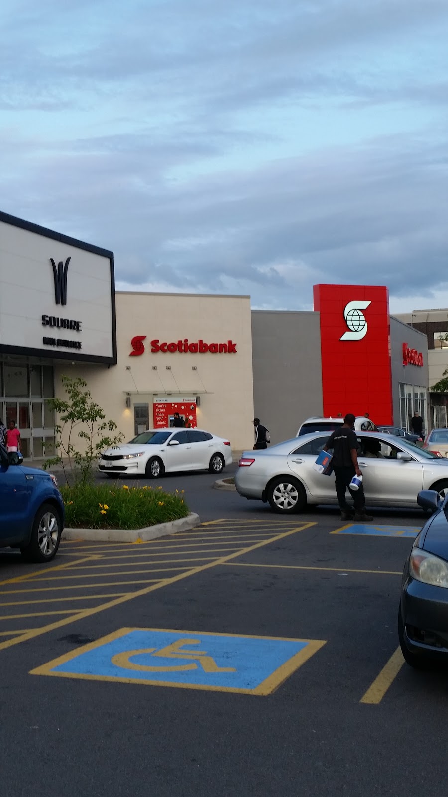 Scotiabank | 7205 Goreway Dr, Mississauga, ON L4T 2T9, Canada | Phone: (905) 678-4300
