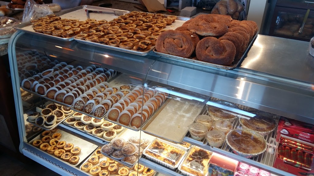 Ardglen Bakery | 85 Clarence St, Brampton, ON L6W 1S5, Canada | Phone: (905) 455-9021
