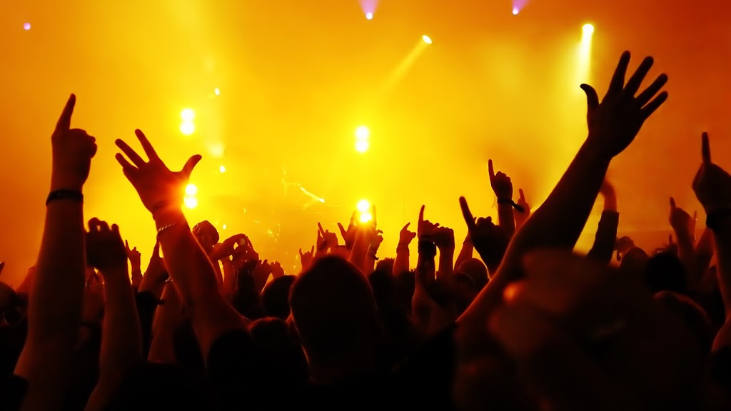 Foxy Entertainment | 260 Douglas Rd, Westville, NS B0K 2A0, Canada | Phone: (902) 695-5637