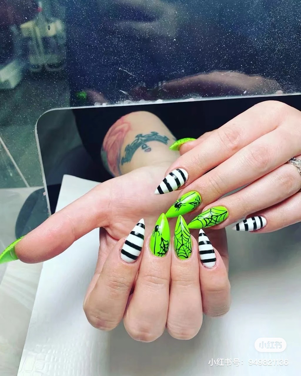 SHOU nail studio | Canada, Ontario, Oshawa, Bromus Path, CA ON Oshawa 159邮政编码: L1H 7K4 | Phone: (647) 838-8694