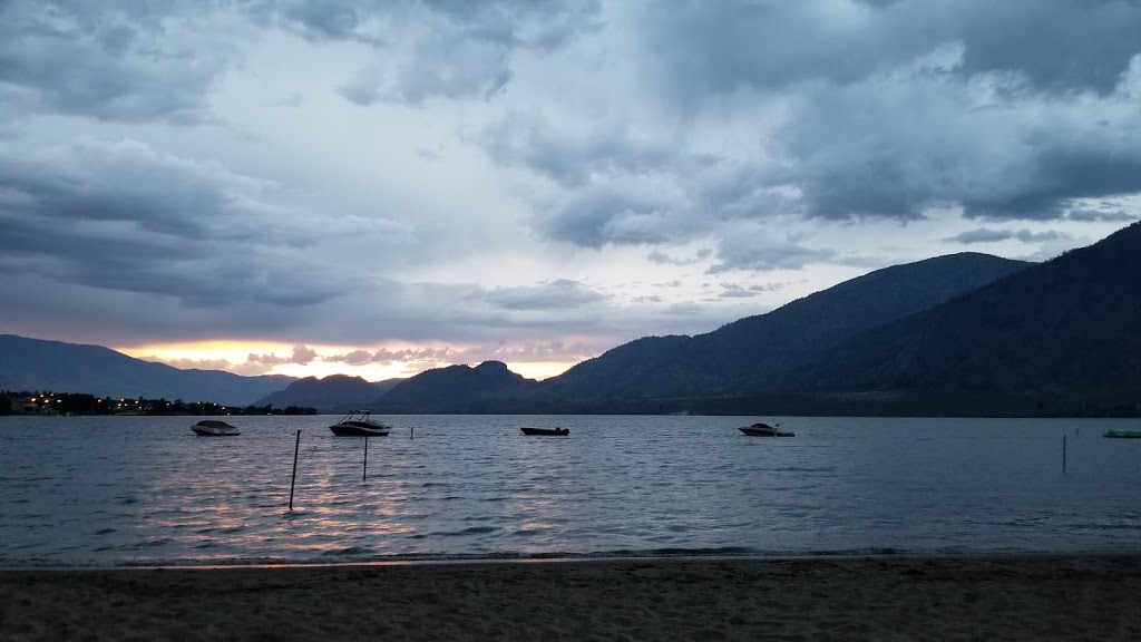 Green Gables Beach Resort | 7304 Main St, Osoyoos, BC V0H 1V3, Canada | Phone: (250) 495-6828