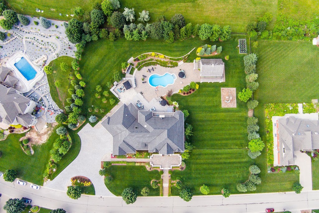 Up Photography | 400 Waterloo Ave Unit 1007, Guelph, ON N1H 7H9, Canada | Phone: (519) 573-4599