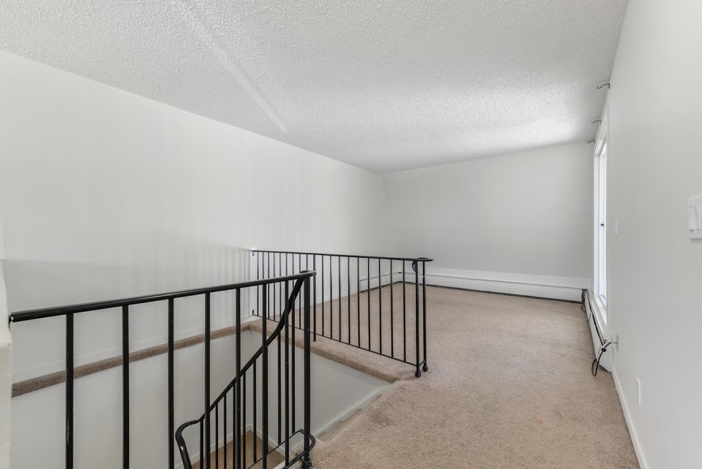 Sturgeon Point Villas | 500 Rivercrest Crescent, St. Albert, AB T8N 3B9, Canada | Phone: (780) 458-1948
