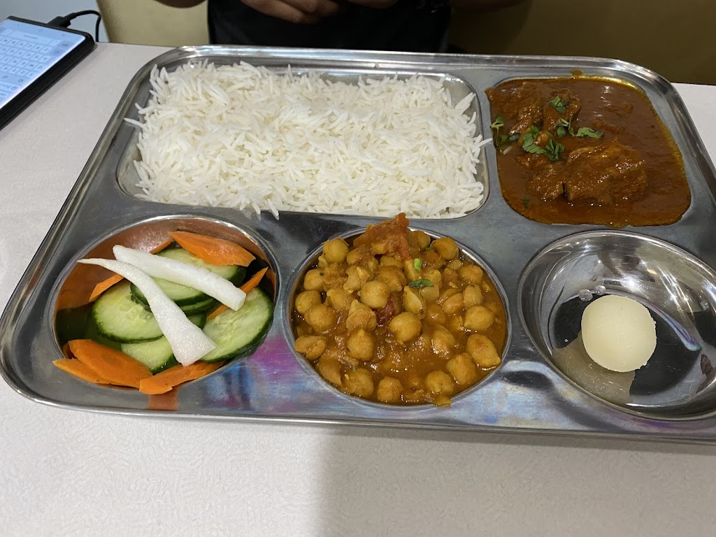 Bombay Talkiz | 6558 170 Ave NW, Edmonton, AB T5E 5S7, Canada | Phone: (780) 446-8447