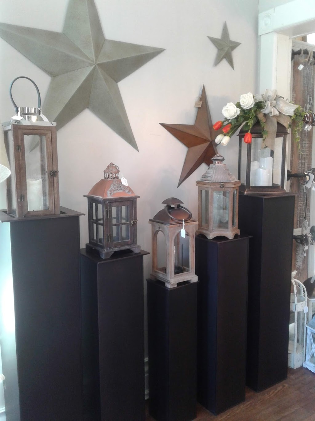Flower Fashions | 13 King St, Kingsville, ON N9Y 1H9, Canada | Phone: (519) 733-4344