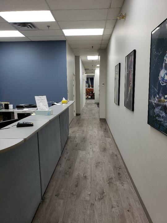Deluxe Painting & Renos | 84 Lord Simcoe Dr, Brampton, ON L6S 5G5, Canada | Phone: (647) 668-8670