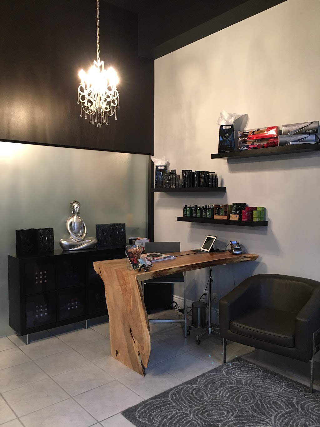 Bucci Salon | 2467 Lakeshore Road West, Oakville, ON L6L 1H9, Canada | Phone: (905) 845-8284