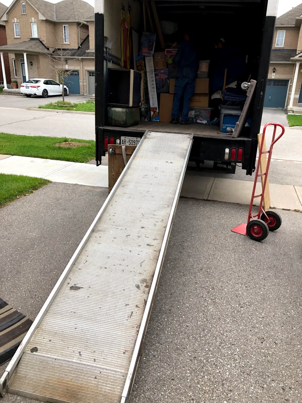 Smati Moving & Storage Inc | 50 Chipper Crescent, Scarborough, ON M1K 4R3, Canada | Phone: (647) 210-4047