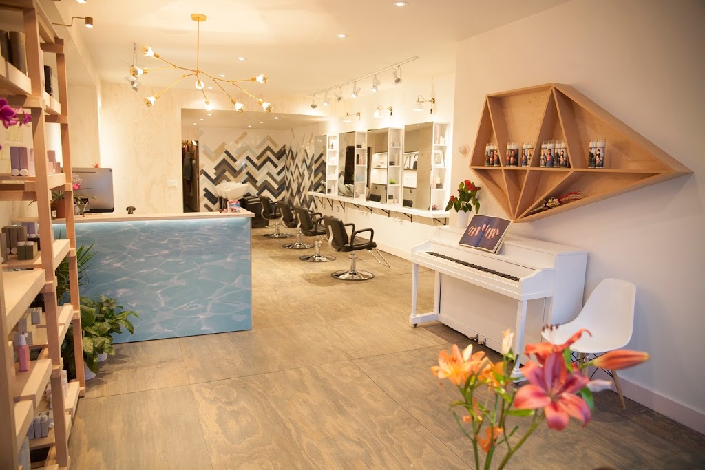 Palm Sunday | 384 Harbord St, Toronto, ON M6G 1H9, Canada | Phone: (416) 588-4526