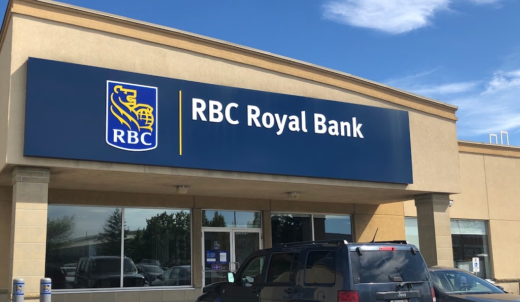 RBC Royal Bank | 99 Mapleview Dr W, Barrie, ON L4N 9H7, Canada | Phone: (705) 725-7830