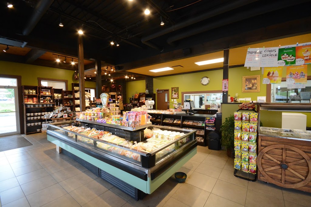 Fromagerie La Pépite dOr Inc | 17520 Bd Lacroix, Saint-Georges, QC G5Y 5B8, Canada | Phone: (418) 228-2184
