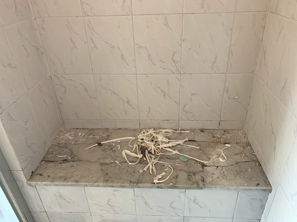Toronto Caulking Services | 1030 St Clair Ave W, Toronto, ON M6E 1A4, Canada | Phone: (647) 542-9317