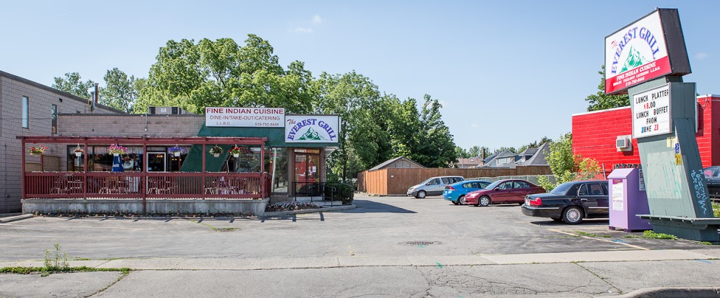 The Everest Grill Fine Indian Cuisine | 781 Colborne E, Brantford, ON N3S 3S3, Canada | Phone: (519) 750-8444
