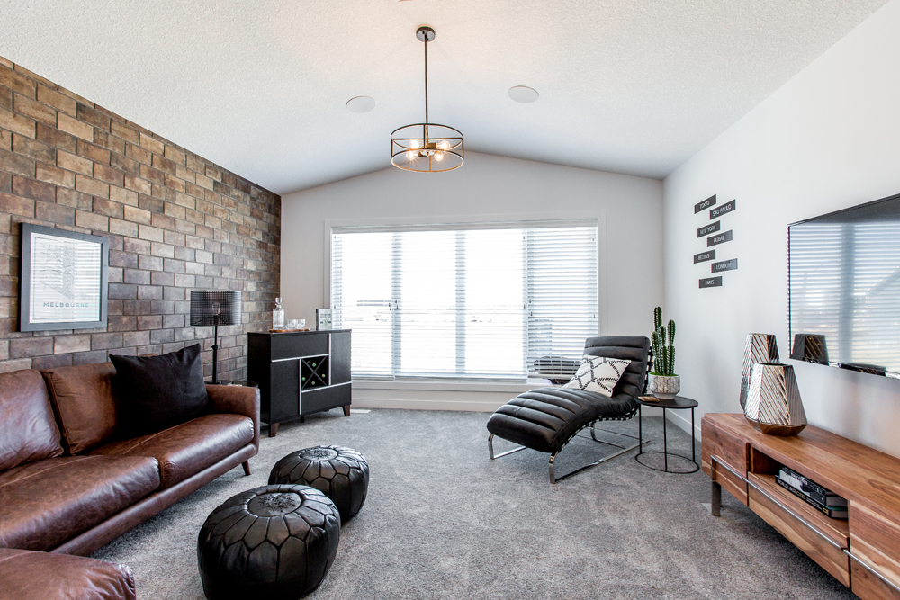 Daytona Homes Single Family Show Home in Jensen Lakes | 142 Joyal Way, St. Albert, AB T8N 7H5, Canada | Phone: (780) 224-1347