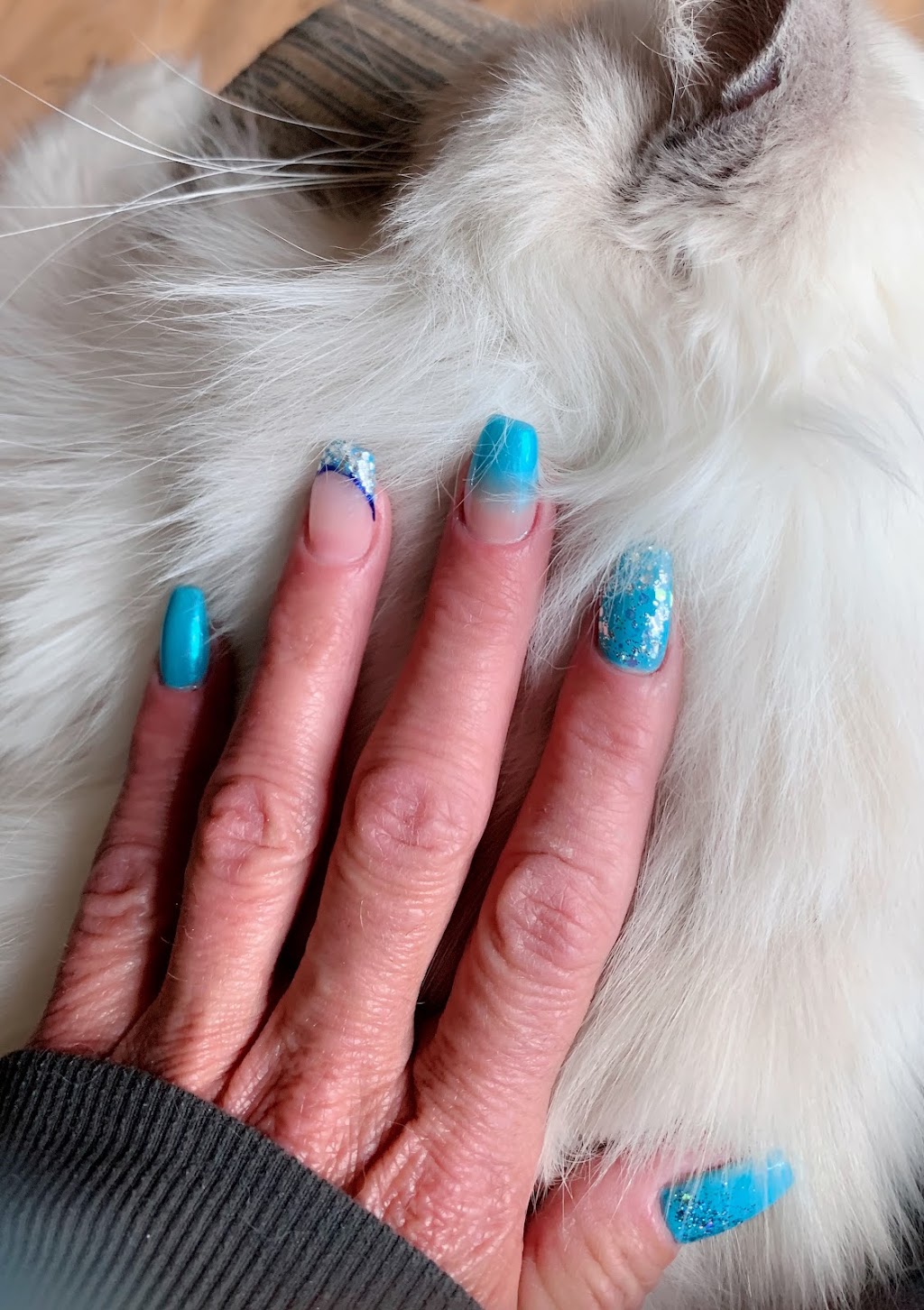 Tammys Nails | 133 Grand Ave, Norglenwold, AB T4S 1S5, Canada | Phone: (403) 392-9254