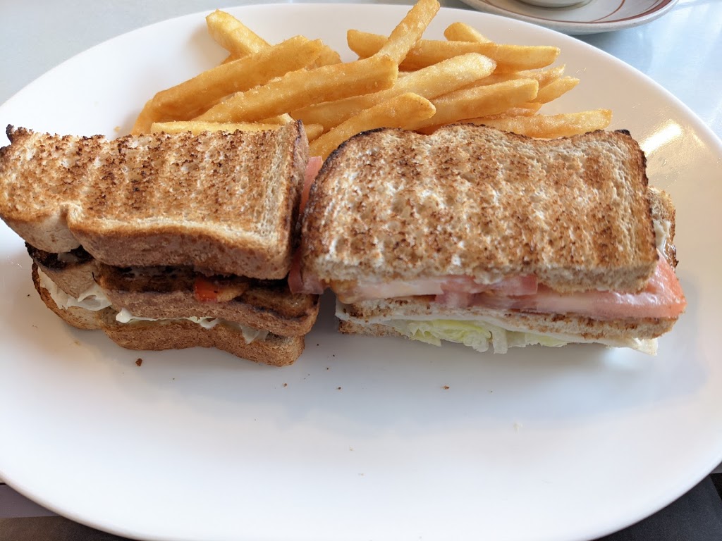 Amelia Restaurant | 640 12th St, New Westminster, BC V3M 4J4, Canada | Phone: (604) 522-3288