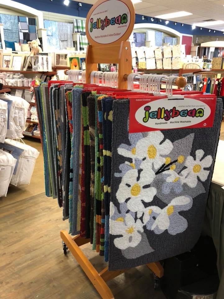 Heirloom Linens | 777 Royal Oak Dr #380, Victoria, BC V8X 4V1, Canada | Phone: (250) 744-1717