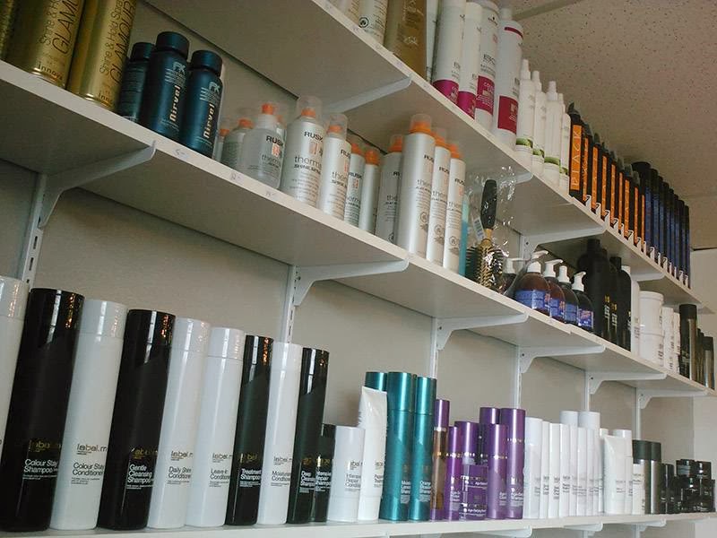 Sylvain Et Ses Dames | 77 Boulevard Lacombe, Repentigny, QC J5Z 1R6, Canada | Phone: (450) 581-8225