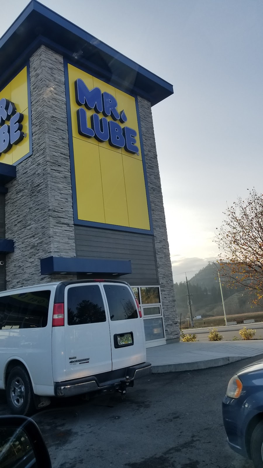 Mr. Lube | 948 McCurdy Rd #160, Kelowna, BC V1X 2P7, Canada | Phone: (778) 753-7488