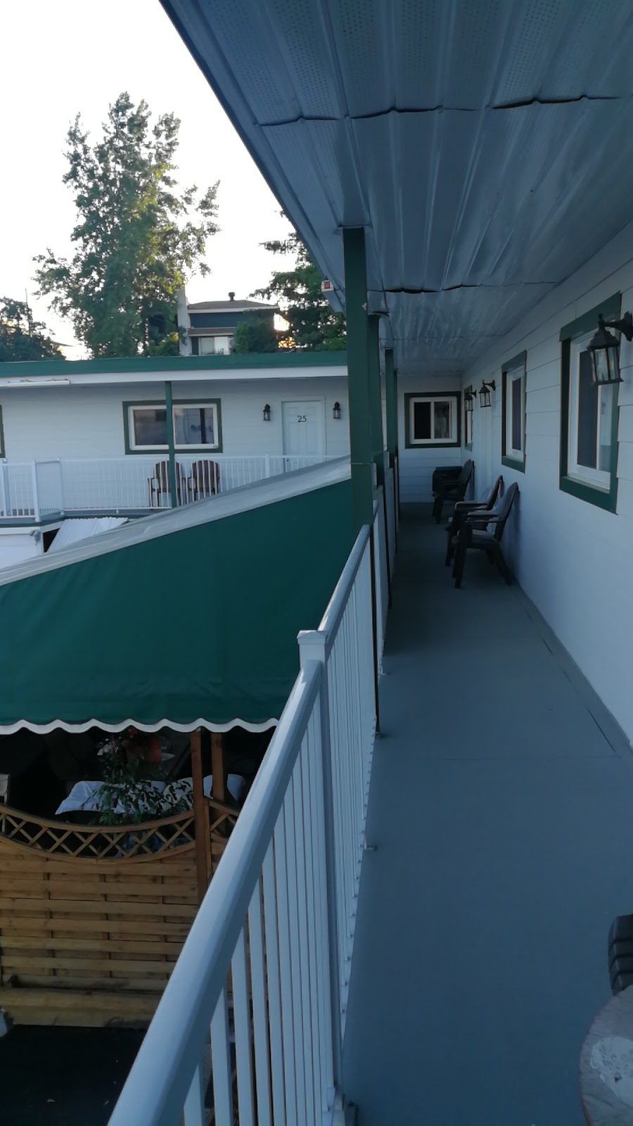 Motel Miami | 300 Rue Antoine Pinard, Trois-Rivières, QC G8T 6K7, Canada | Phone: (819) 375-7391