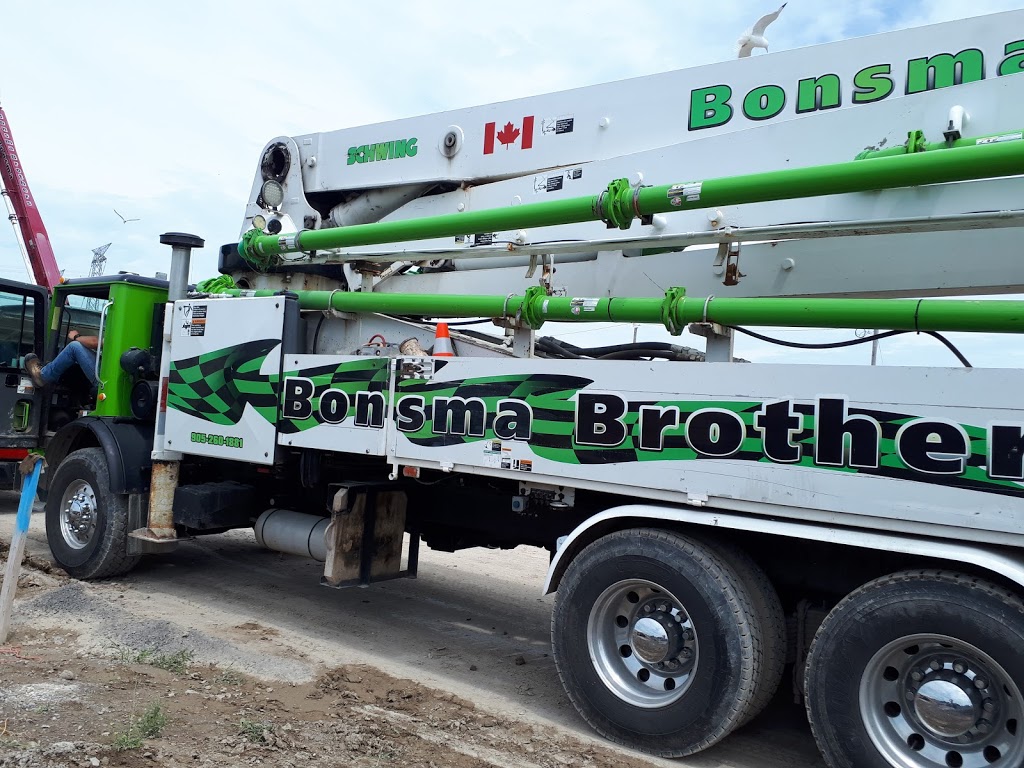 East Beach Parkette | 125 Port Darlington Rd, Bowmanville, ON L1C 3K3, Canada