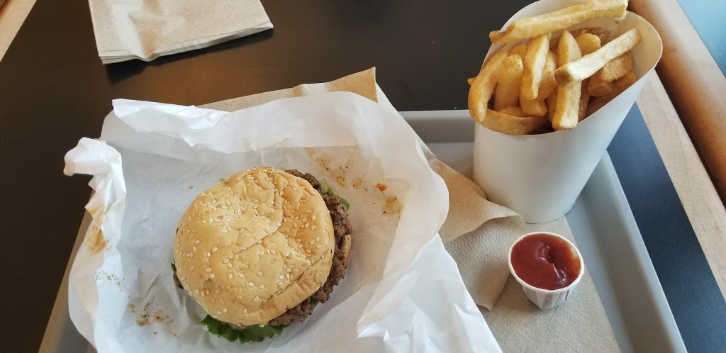 McCoy Burger Company | 2069 Simcoe St N, Oshawa, ON L1H 7K4, Canada | Phone: (289) 240-7553