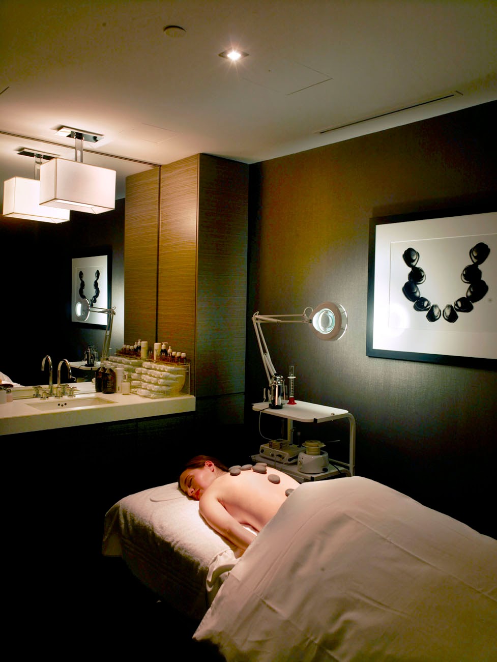 The Spa At The Hazelton | 118 Yorkville Ave, Toronto, ON M5R 1C2, Canada | Phone: (416) 963-6307